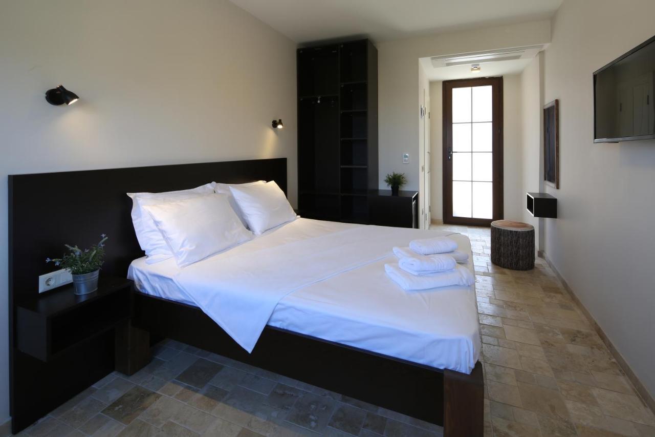 Cesmekes Otel Екстериор снимка