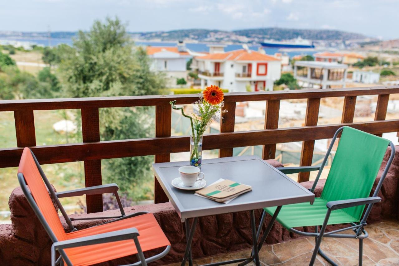 Cesmekes Otel Екстериор снимка
